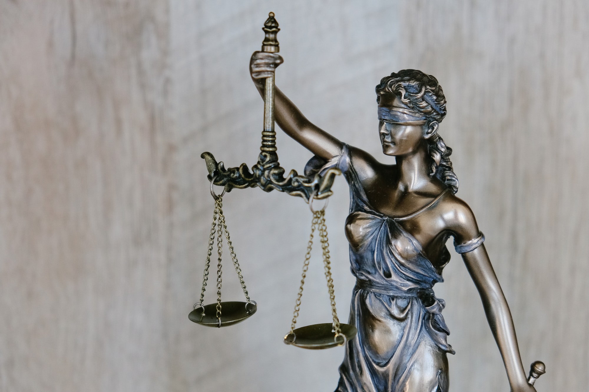 Legal unsplash DZpc4UY8ZtY