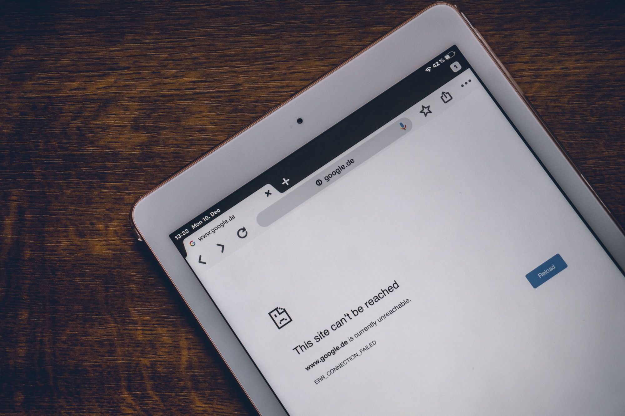 404 tablet unsplash