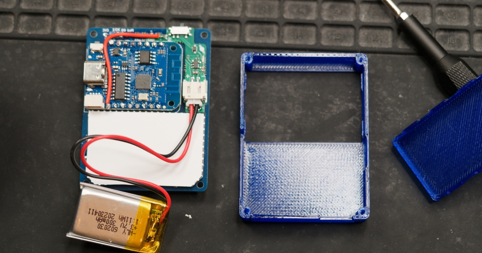LiPo connected to HackHeld battery mod