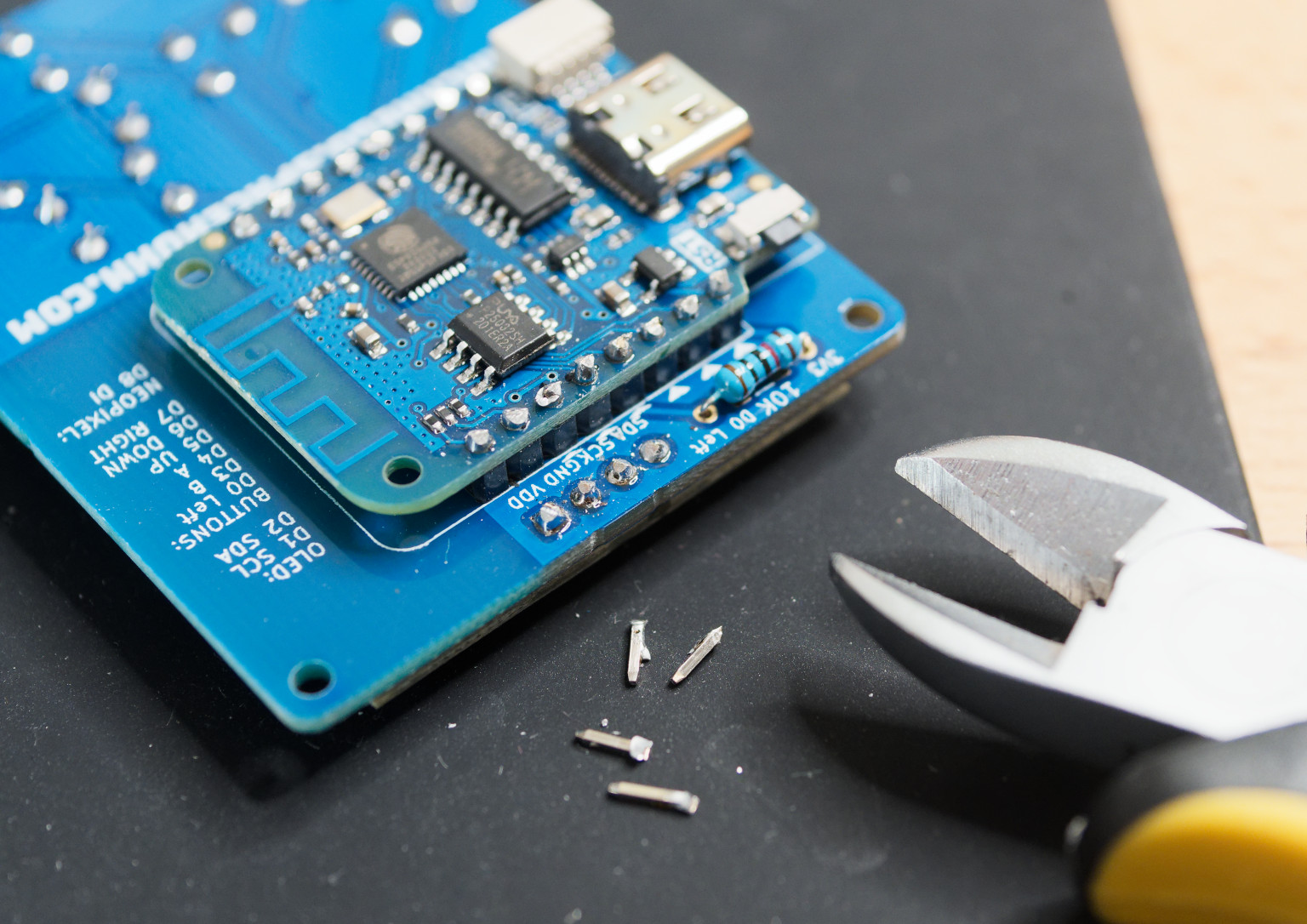 Cut OLED header pins