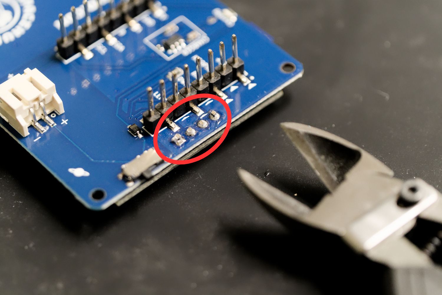 Cut OLED header pins